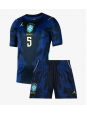 Otroške Nogometnih dresov Brazilija Casemiro #5 Gostujoči SP 2026 Kratki rokavi (+ hlače)